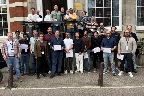 Participants with their certificate, Amsterdam